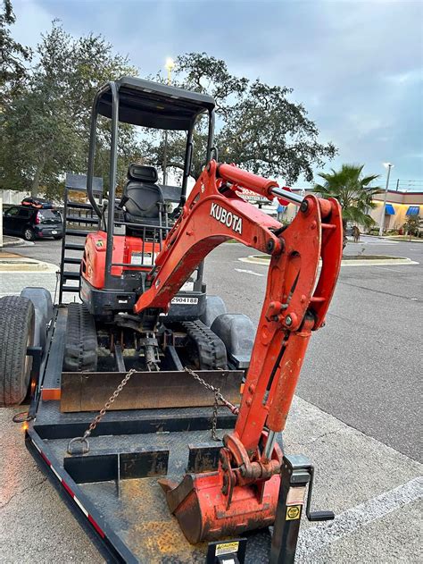 Mini Excavator Rentals Fort Lauderdale, FL 